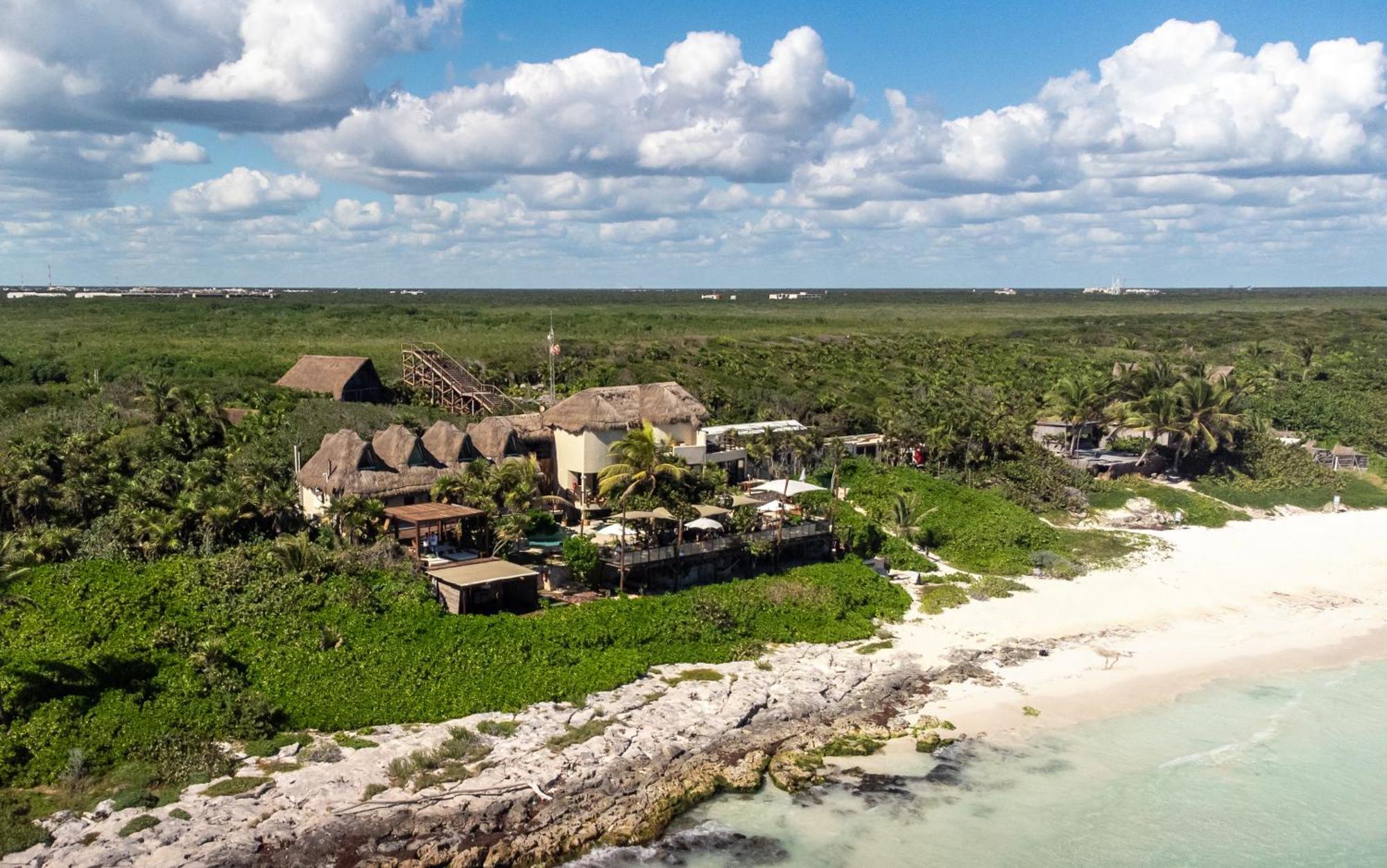 Mezzanine Tulum, A Small Luxury Hotel (Adults Only) Exterior photo