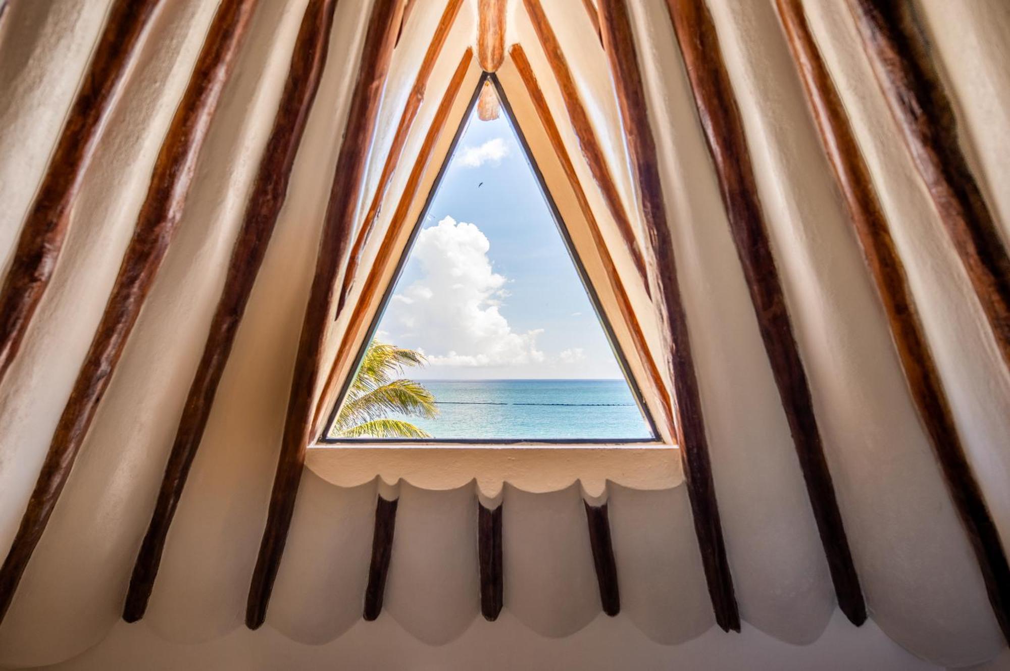 Mezzanine Tulum, A Small Luxury Hotel (Adults Only) Exterior photo