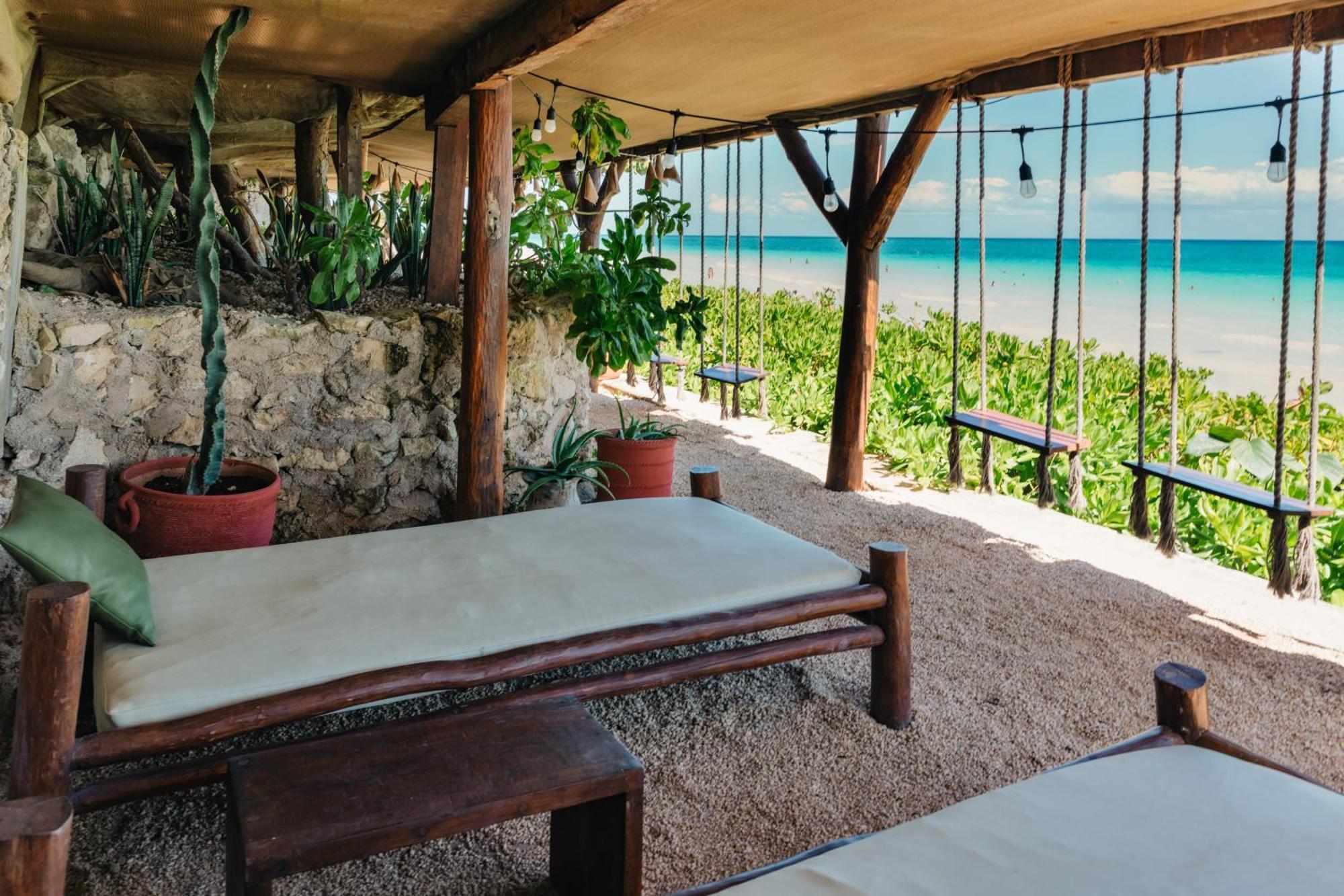Mezzanine Tulum, A Small Luxury Hotel (Adults Only) Exterior photo